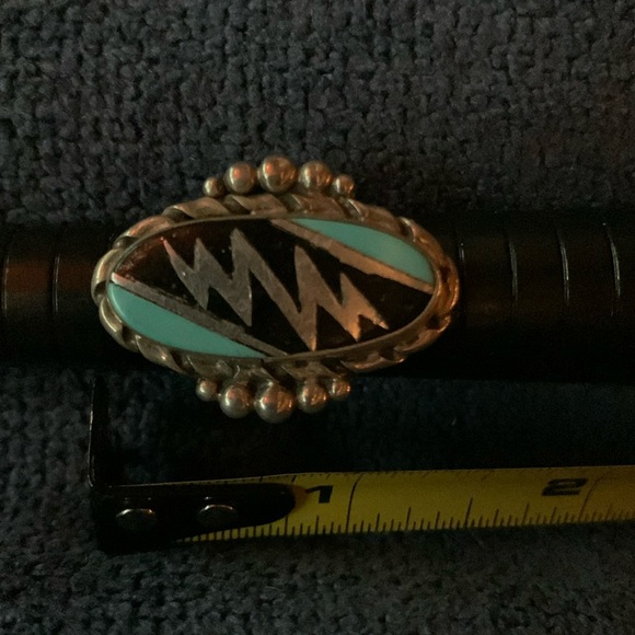 Vintage, Zuni, Indian inlay, size 4 ring. Lightning bolt design, Sterling silver - Picture 1 of 3